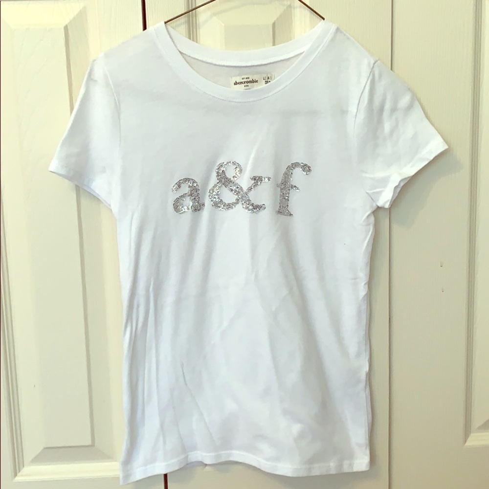 LIKE NEW GIRLS ABERCROMBIE AND FITCH TEE!